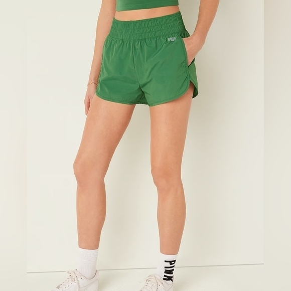 Victoria's Secret Pink 3" Active Shorts Size XXL Green Workout Sporty Pull-on - Picture 1 of 12